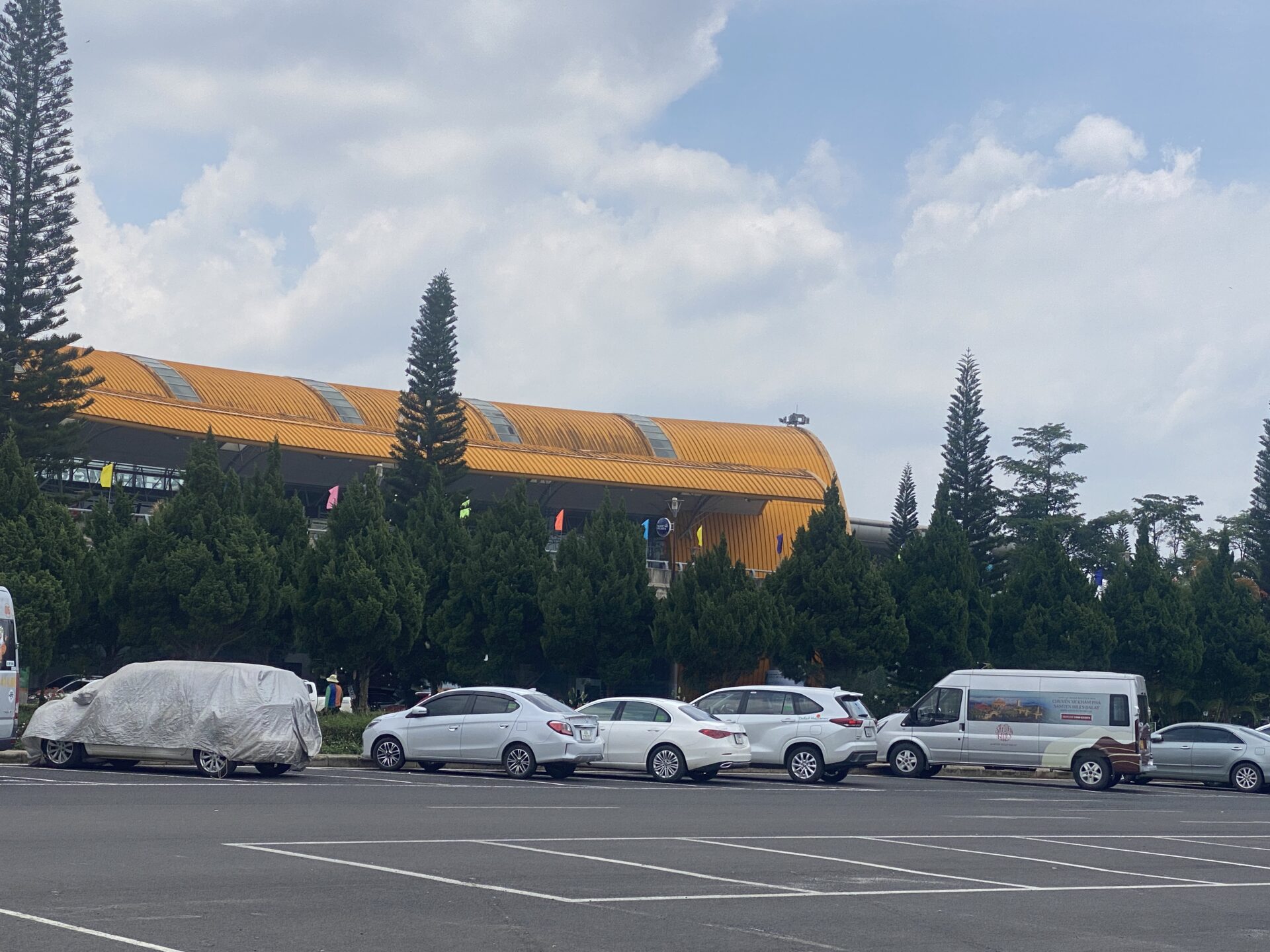 Taxi đi sân bay liên khương Taxi đi sân bay liên khương