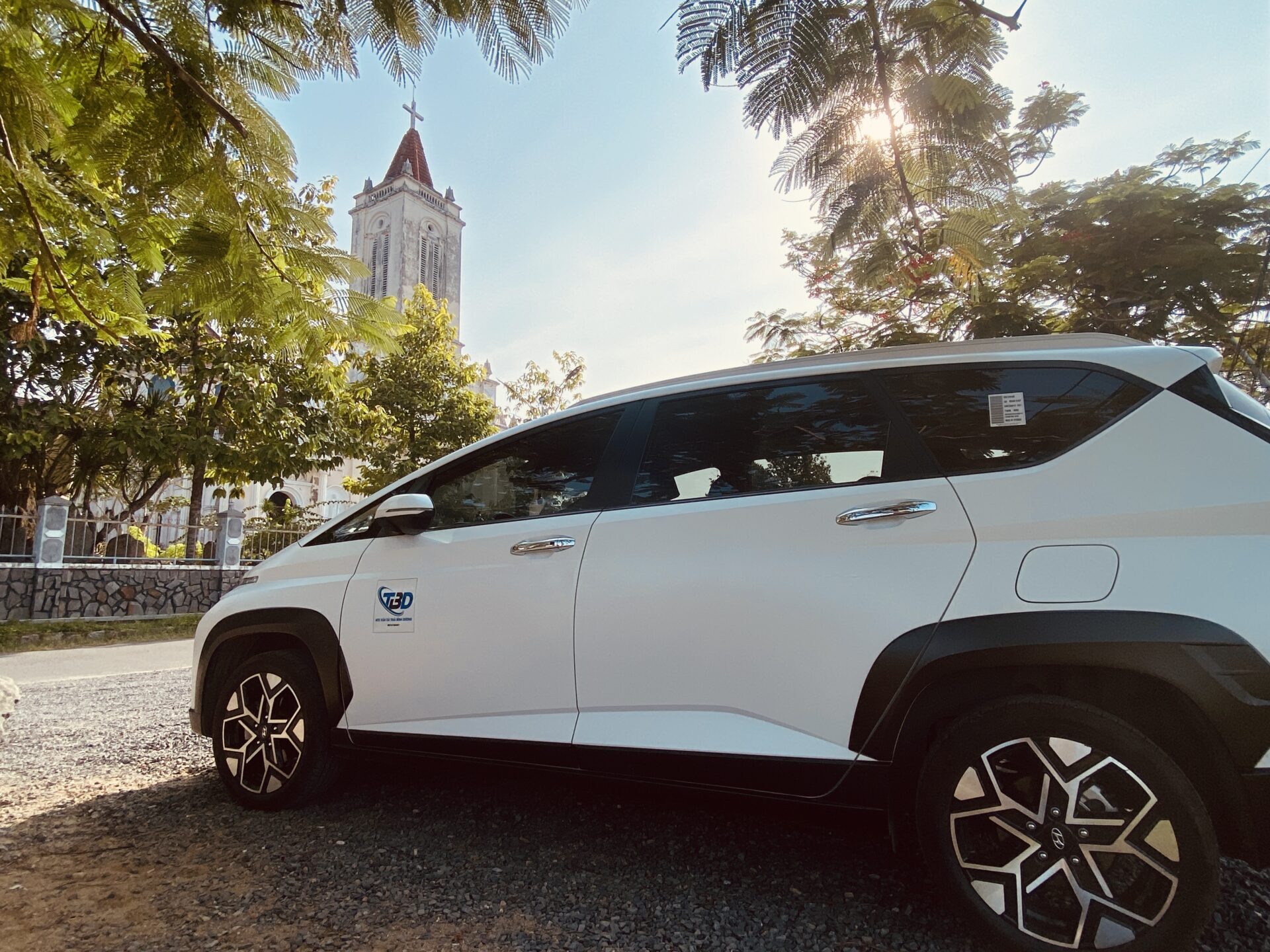 Thuê xe đi sài gòn