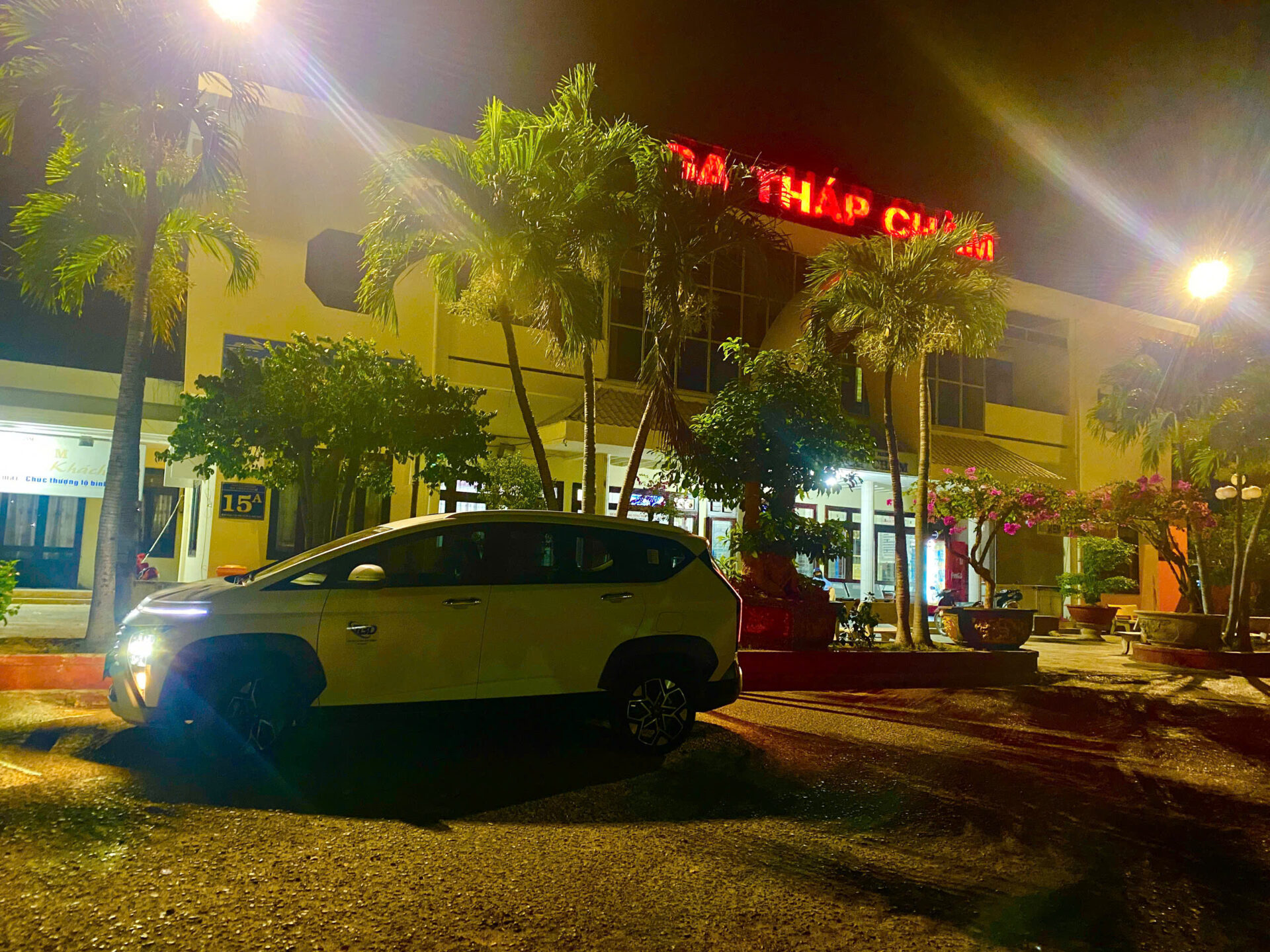 taxi ga tháp chàm đi vĩnh hy